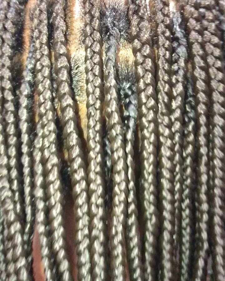 Color 4 braiding hair