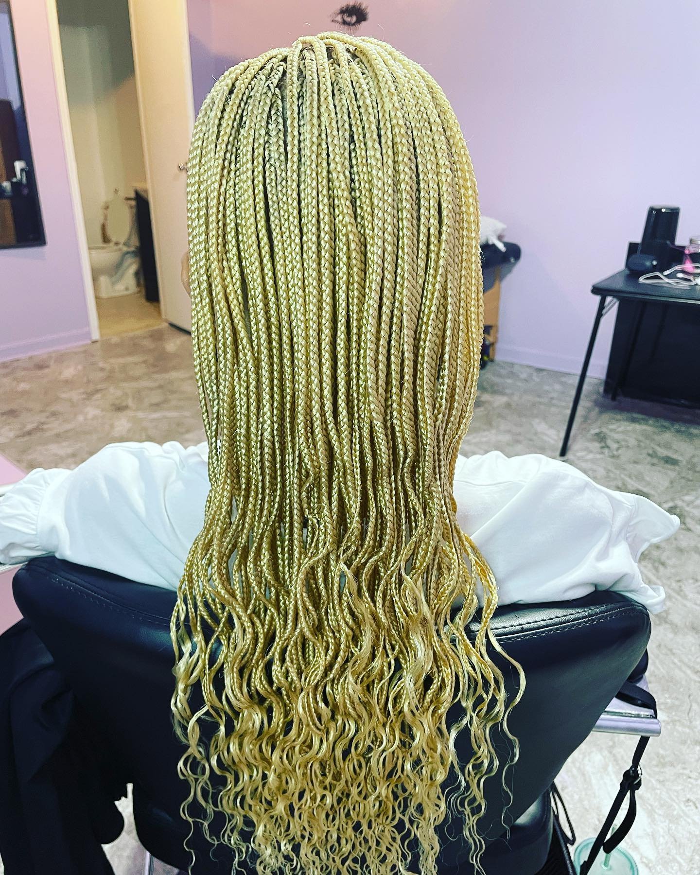 Color 613 braiding hair